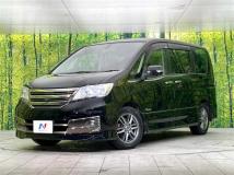 2013 Nissan Serena