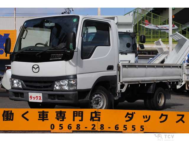 2004 Mazda Titan Dash