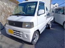 2002 Mitsubishi Minicab Truck