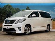 2013 Toyota Alphard Hybrid