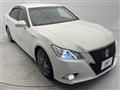 2013 Toyota Crown Hybrid