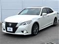 2014 Toyota Crown Hybrid