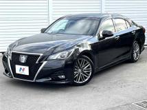 2015 Toyota Crown Hybrid