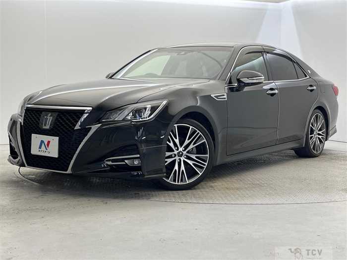 2018 Toyota Crown Hybrid