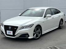 2020 Toyota Crown Hybrid