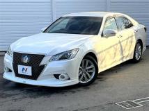 2013 Toyota Crown