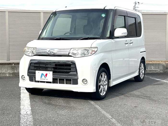 2011 Daihatsu Tanto