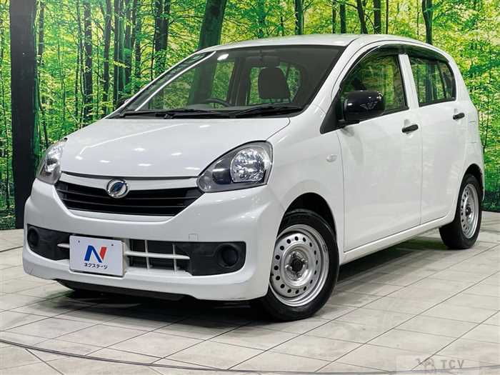 2013 Daihatsu Mira Es