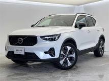 2025 Volvo XC40