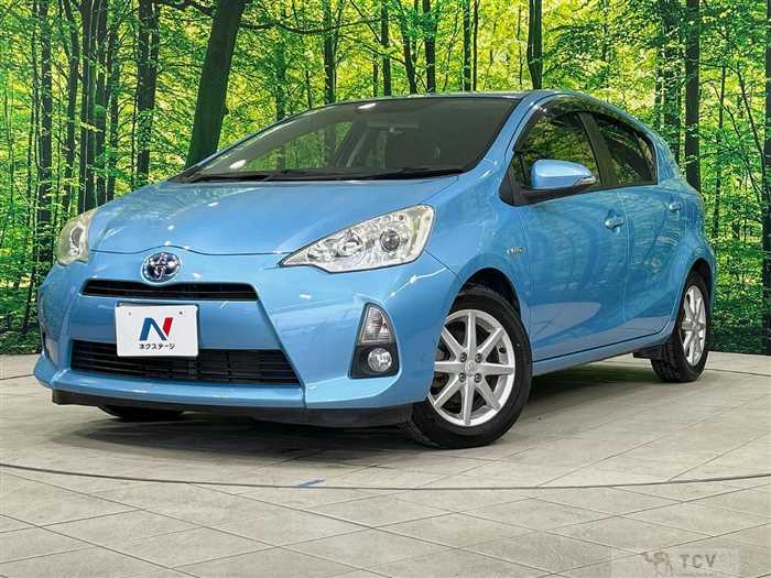 2013 Toyota AQUA