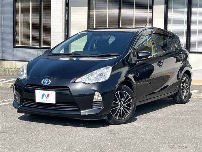 2013 Toyota AQUA