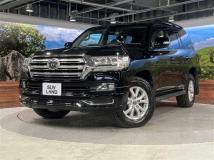 2016 Toyota Land Cruiser