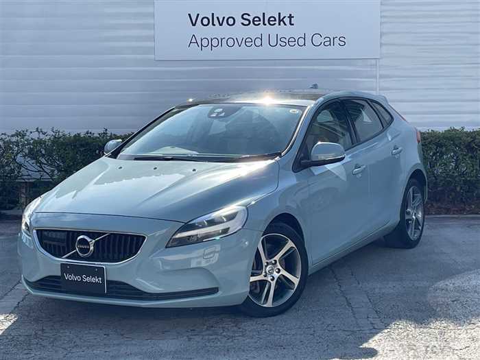2017 Volvo V40