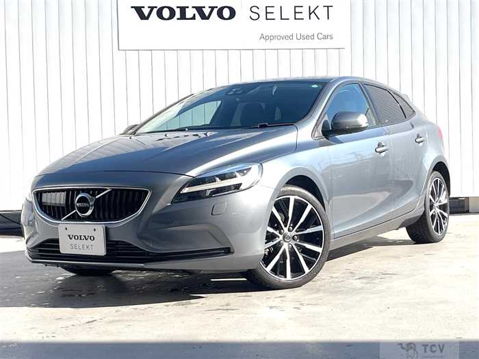 2017 Volvo V40
