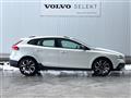 2017 Volvo V40