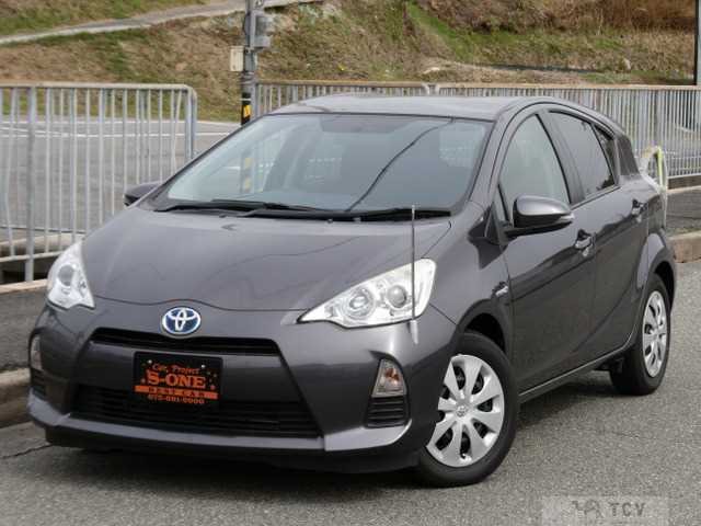 2013 Toyota AQUA