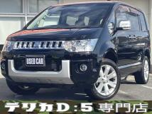 2015 Mitsubishi Delica D5