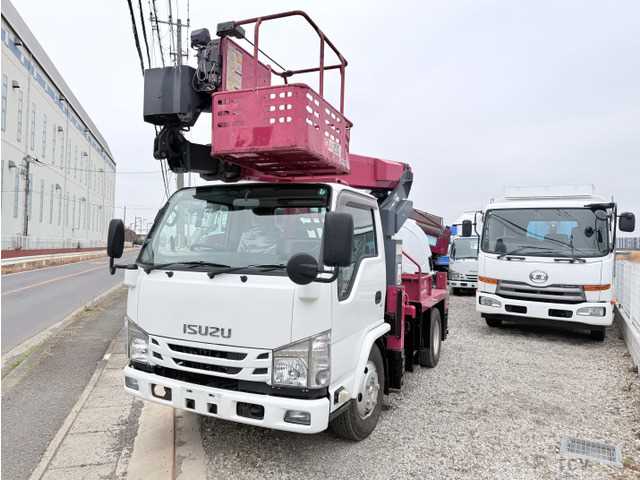 2018 Isuzu Isuzu Others