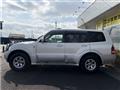 2003 Mitsubishi Pajero