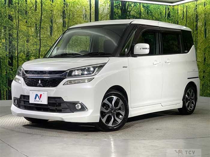 2016 Mitsubishi Delica D2
