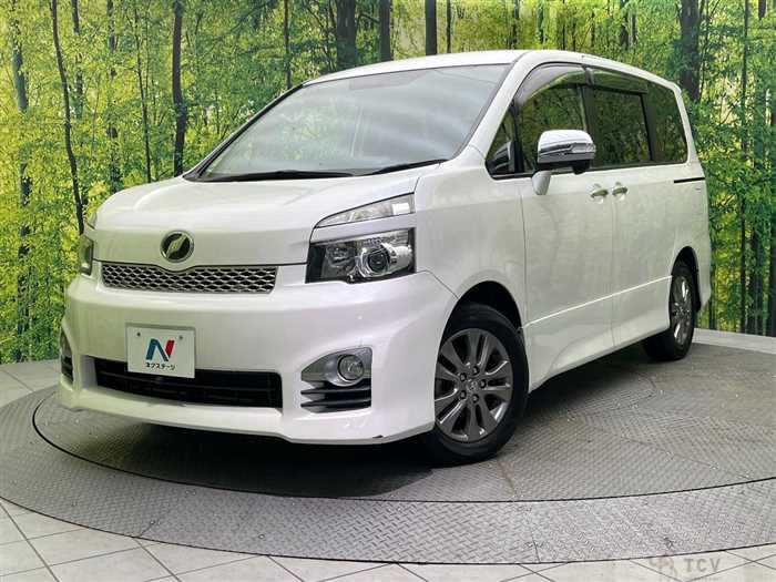 2011 Toyota Voxy