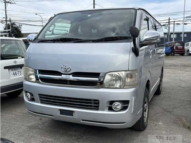 2005 Toyota Hiace Van