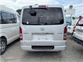 2005 Toyota Hiace Van