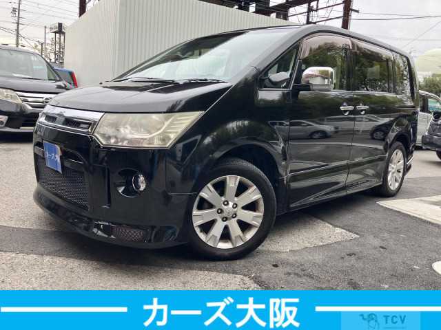2013 Mitsubishi Delica D5