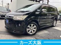 2013 Mitsubishi Delica D5