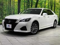 2018 Toyota Crown Hybrid