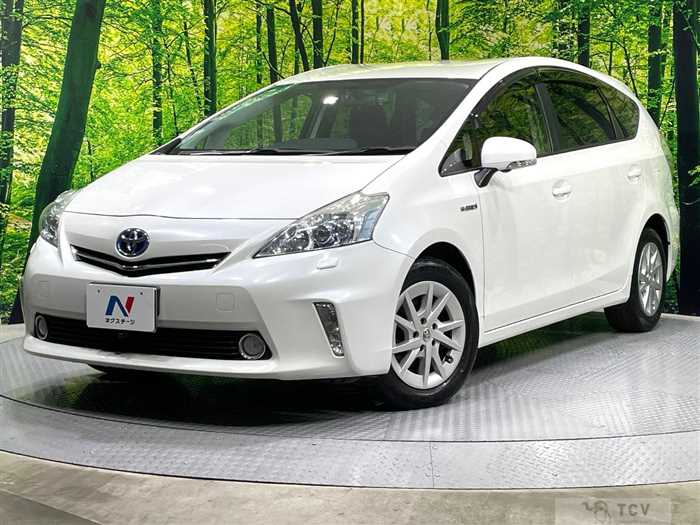 2012 Toyota PRIUS α