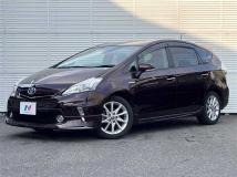 2013 Toyota PRIUS α