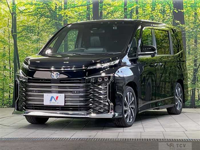 2022 Toyota Voxy
