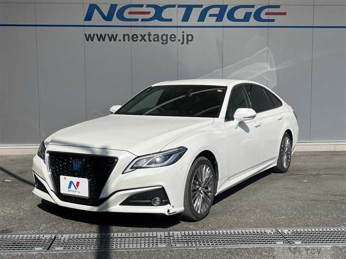 2020 Toyota Crown Hybrid