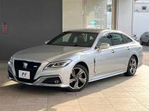 2020 Toyota Crown Hybrid