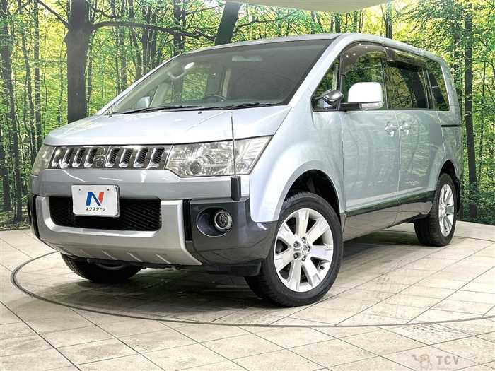 2009 Mitsubishi Delica D5