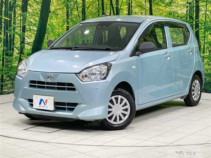 2017 Daihatsu Mira Es