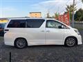 2012 Toyota Vellfire