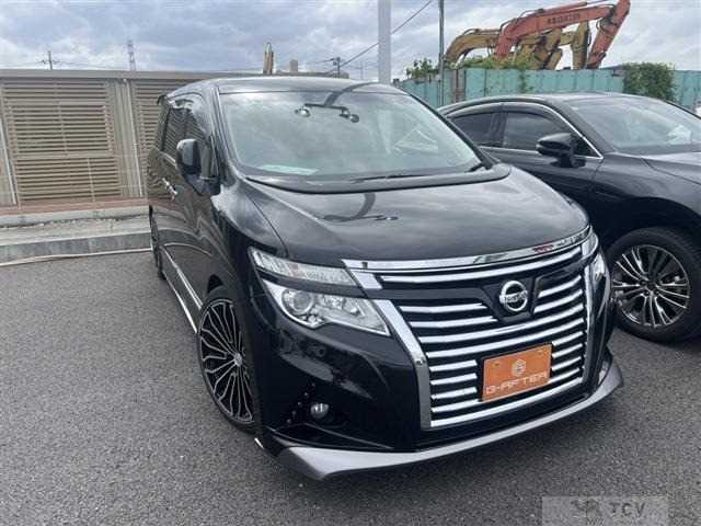 2014 Nissan Elgrand