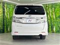 2013 Toyota Vellfire