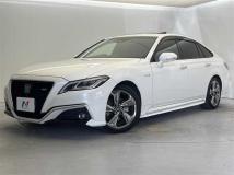 2019 Toyota Crown Hybrid