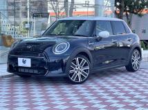 2022 U.K. Others U.K. Others