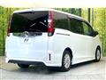2016 Toyota Noah