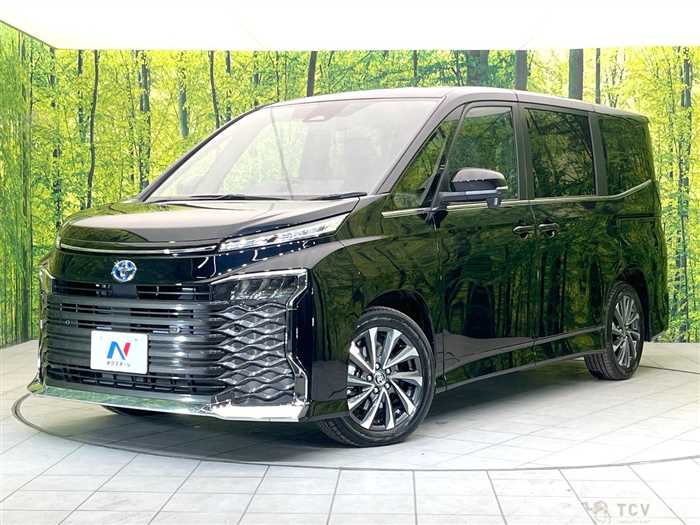 2025 Toyota Voxy