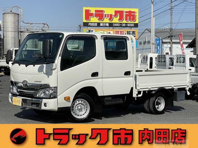 2025 Toyota Dyna Truck