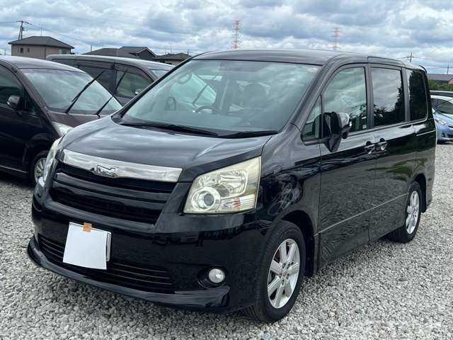2010 Toyota Noah