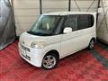 2010 Daihatsu Tanto