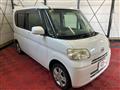 2010 Daihatsu Tanto