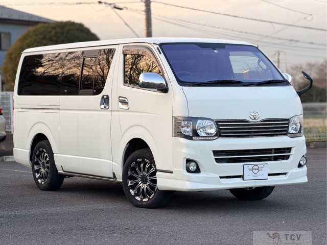 2010 Toyota Hiace Van