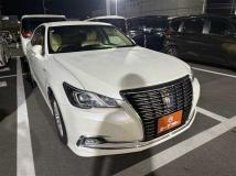 2016 Toyota Crown